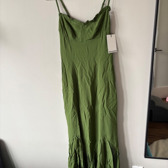 BRAND NEW Reformation Aiko Dress Green - Size 2 - Picture 9 of 11